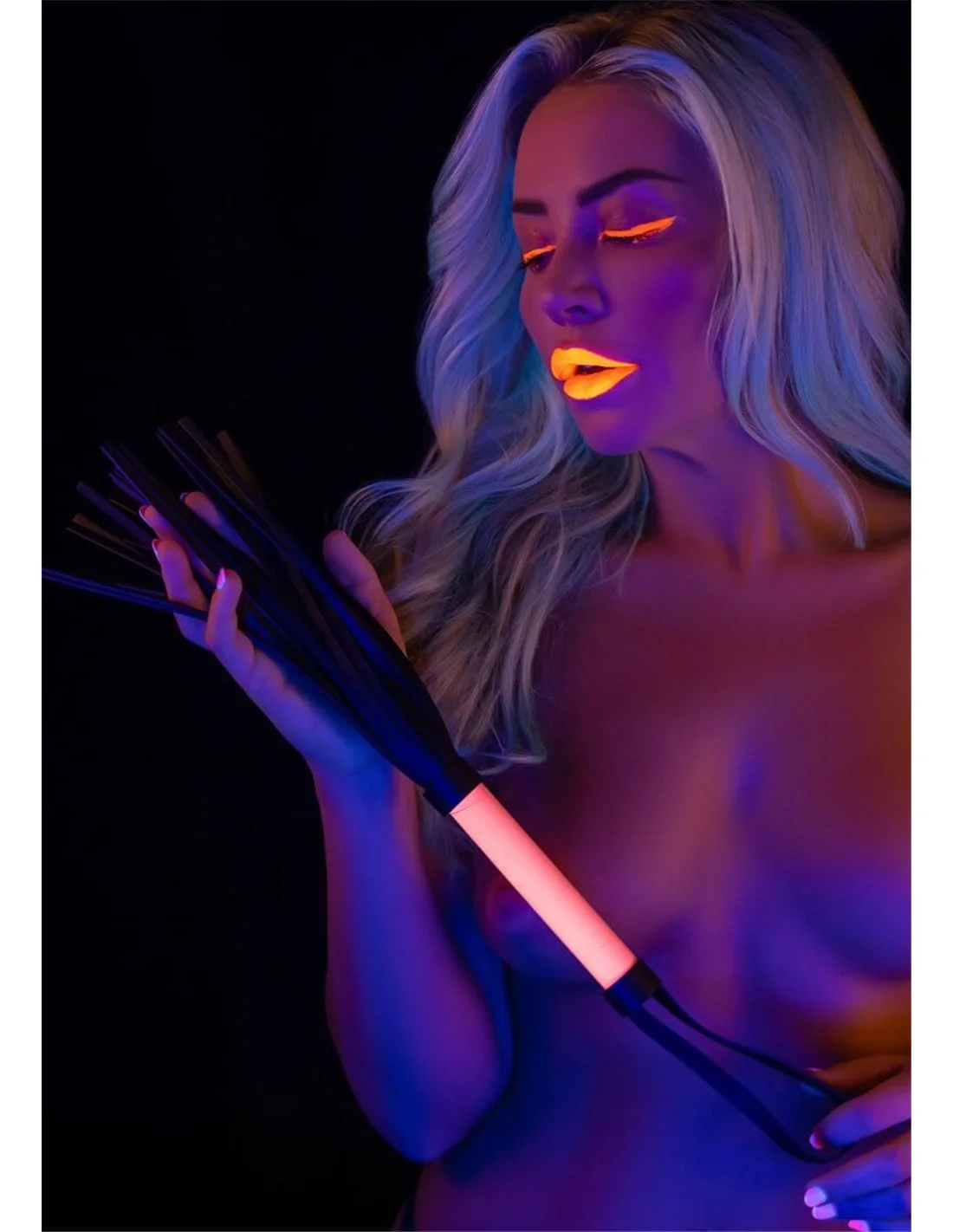 Taboom Glow In The Dark Whip - Afbeelding 3