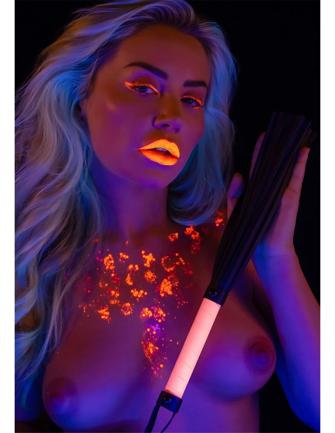 Taboom Glow In The Dark Whip